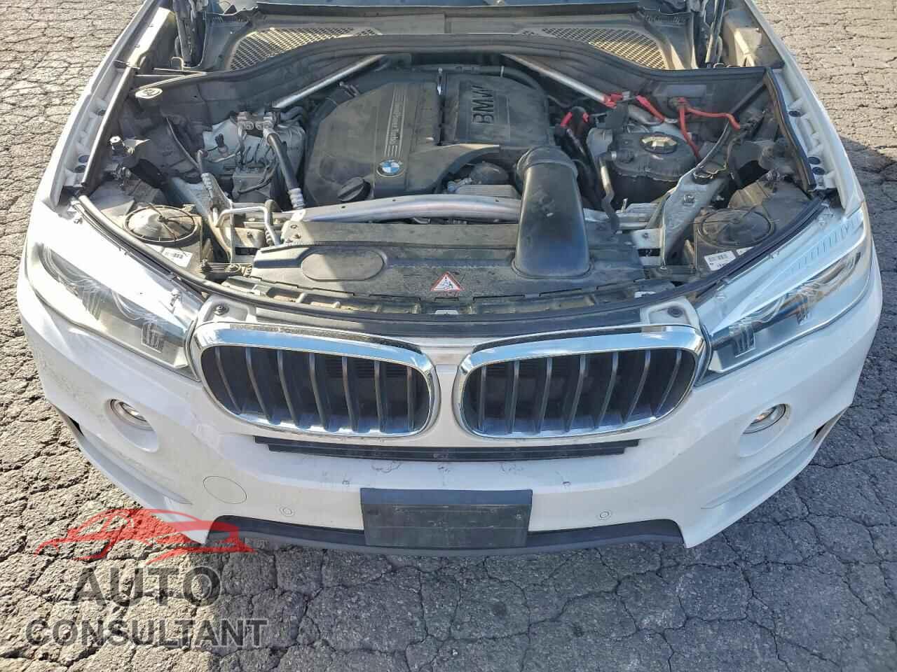 BMW X5 2014 - 5UXKR2C54E0C01507