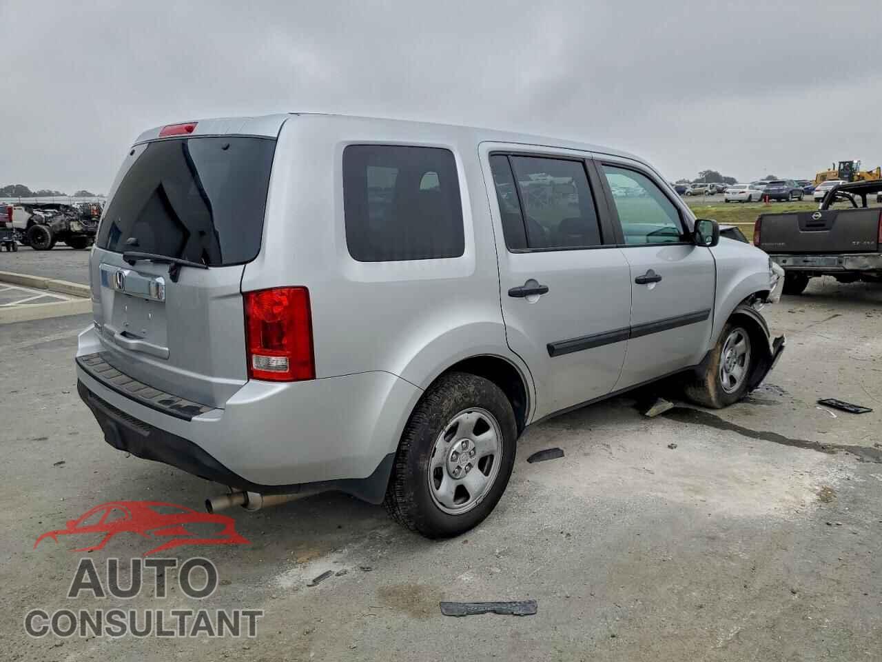 HONDA PILOT 2015 - 5FNYF3H26FB016464