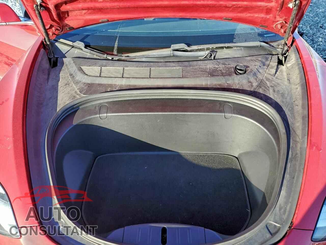 TESLA MODEL 3 2018 - 5YJ3E1EA9JF058181