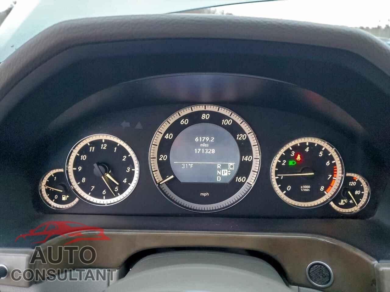 MERCEDES-BENZ E-CLASS 2010 - WDDHF8HB3AA225844