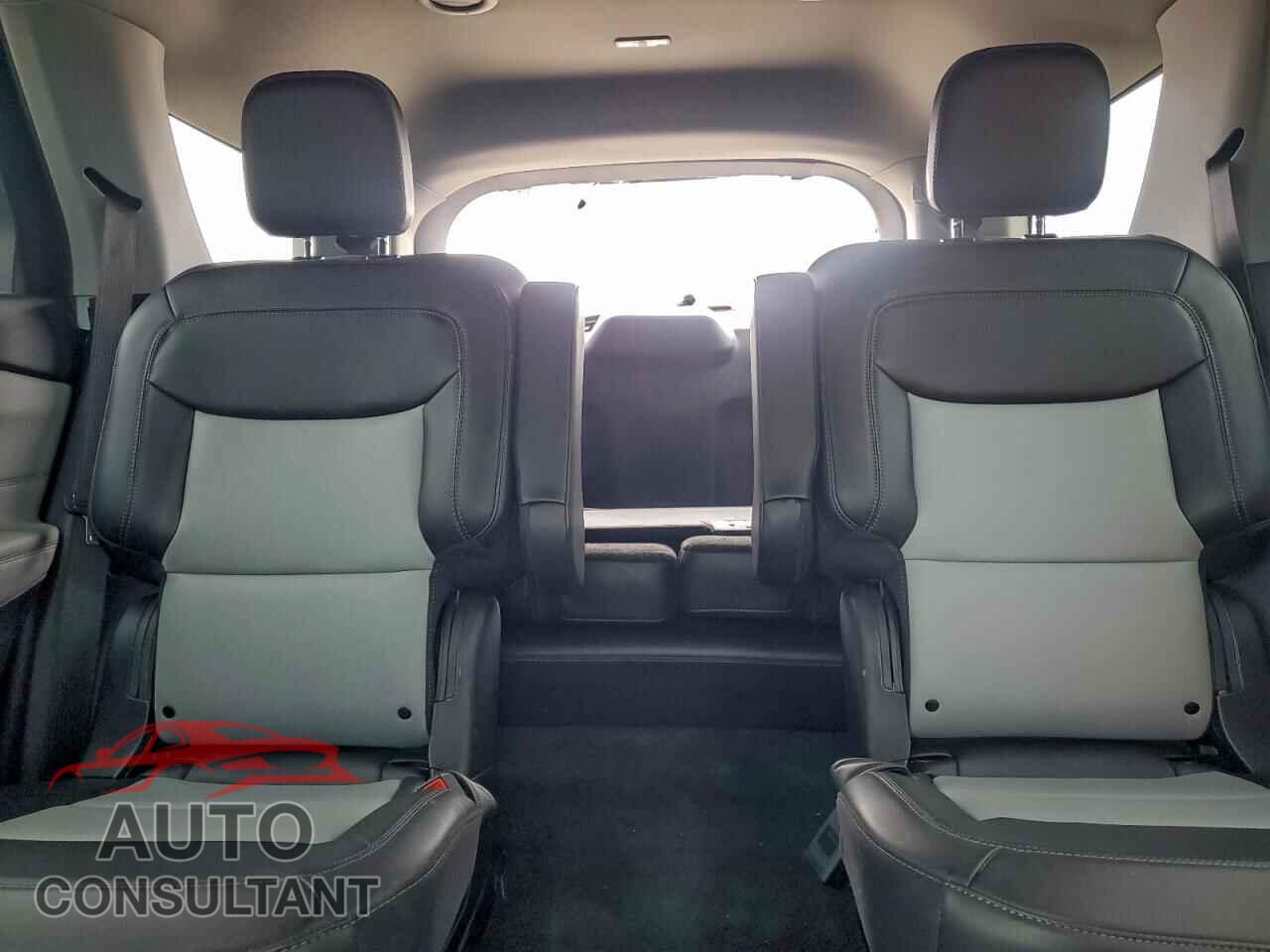 FORD EXPLORER 2023 - 1FMSK7DHXPGA76527