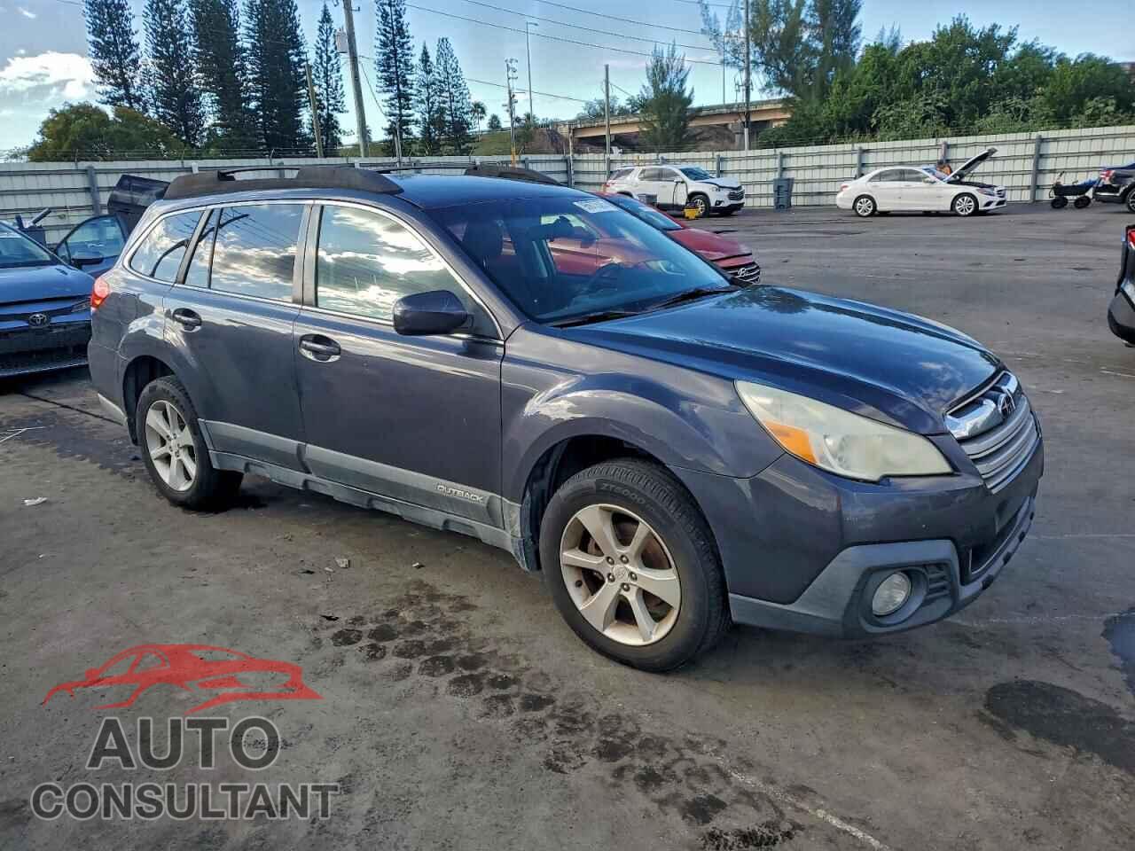 SUBARU OUTBACK 2013 - 4S4BRCBC1D1271474