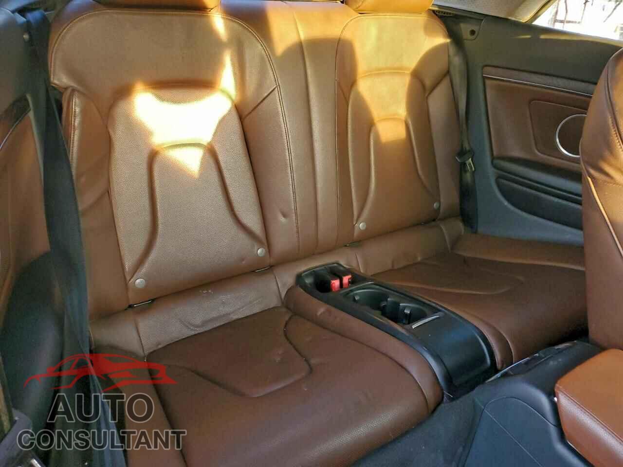 AUDI A5 2013 - WAULFAFH7DN012635