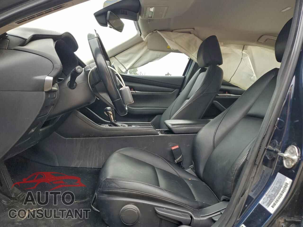 MAZDA 3 2021 - JM1BPABL2M1335018