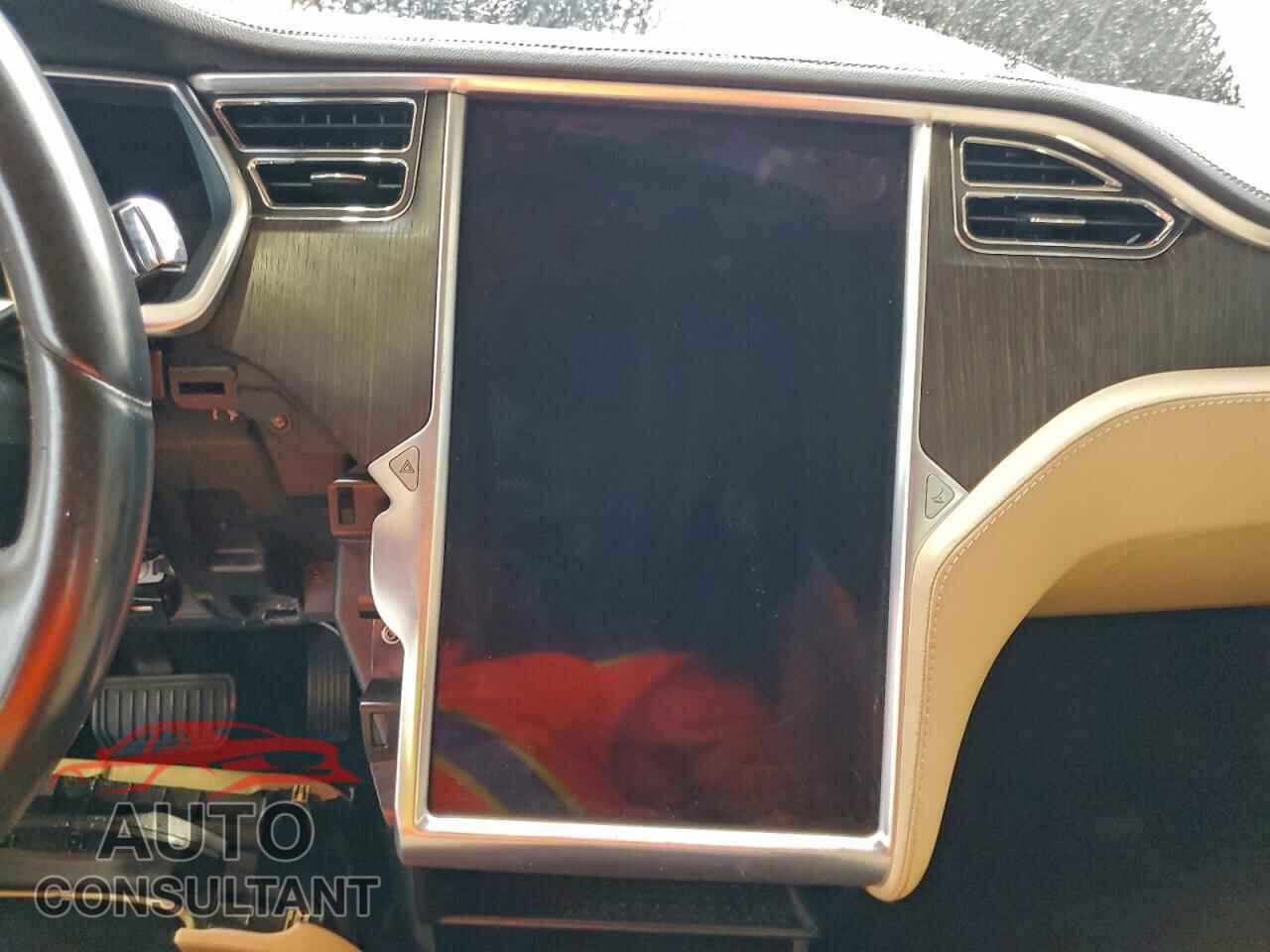TESLA MODEL S 2013 - 5YJSA1DG2DFP03528