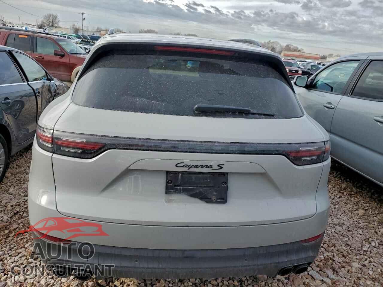 PORSCHE CAYENNE 2021 - WP1AB2AY3MDA28743