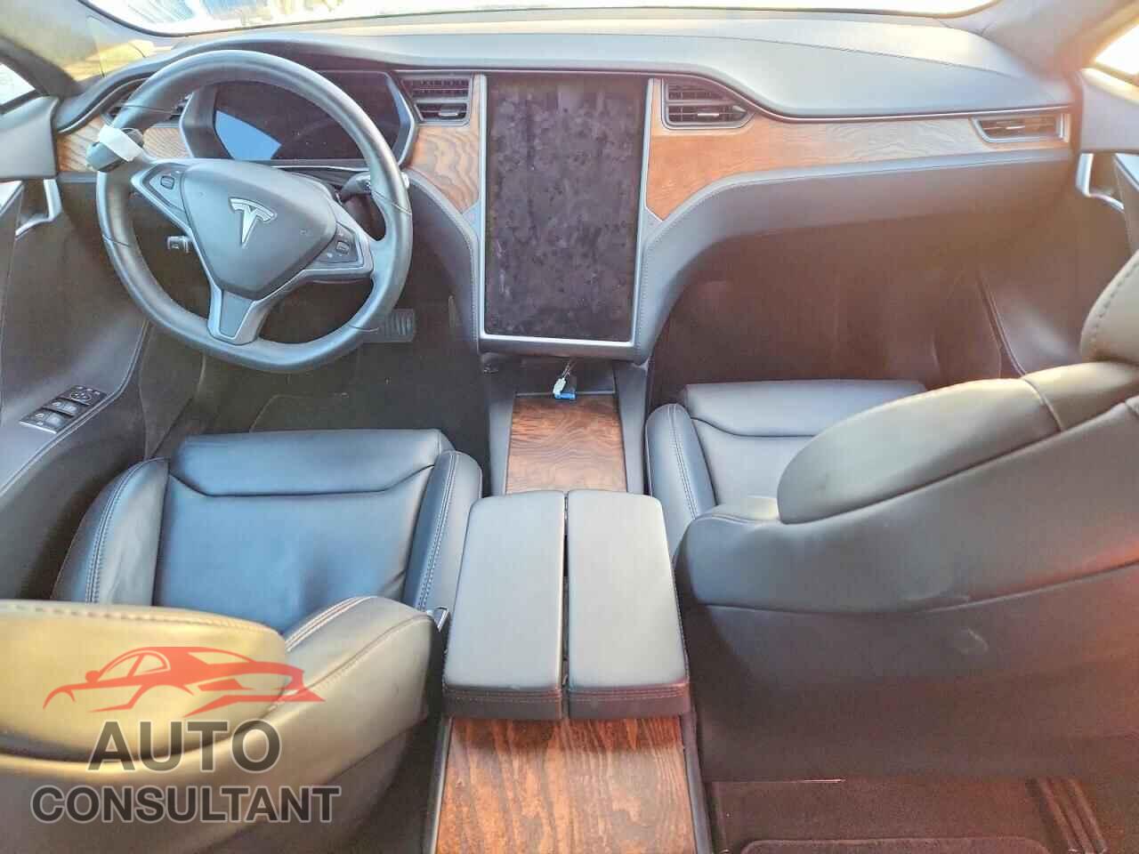 TESLA MODEL S 2019 - 5YJSA1E22KF300598
