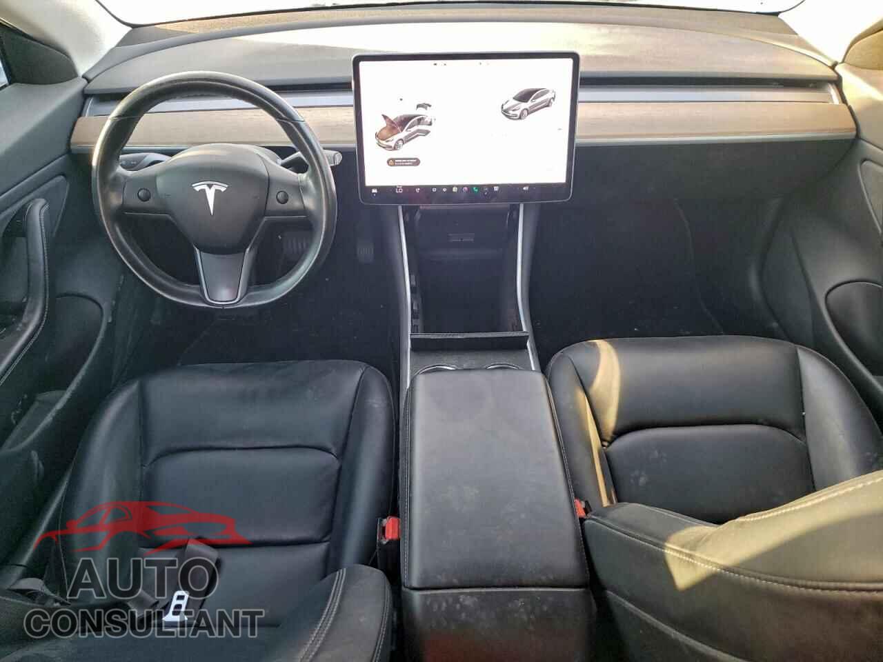 TESLA MODEL 3 2018 - 5YJ3E1EB4JF087547