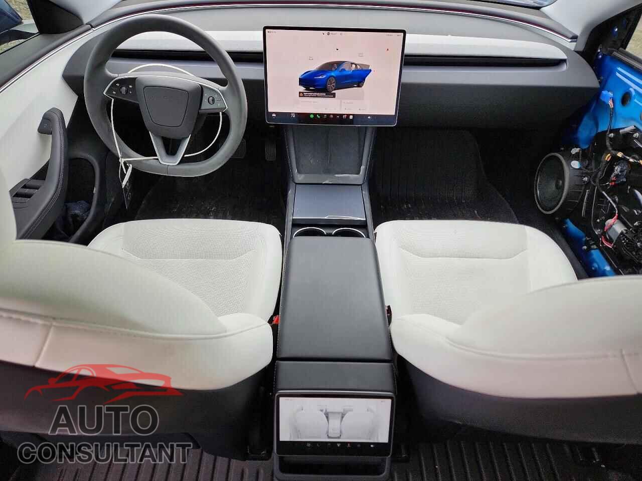 TESLA MODEL 3 2024 - 5YJ3E1EA4RF829285