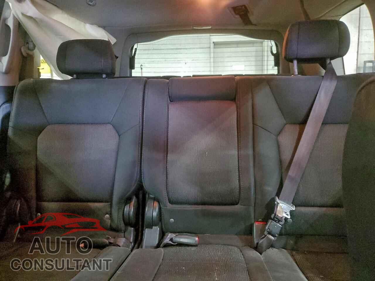 HONDA PILOT 2011 - 5FNYF4H46BB055251