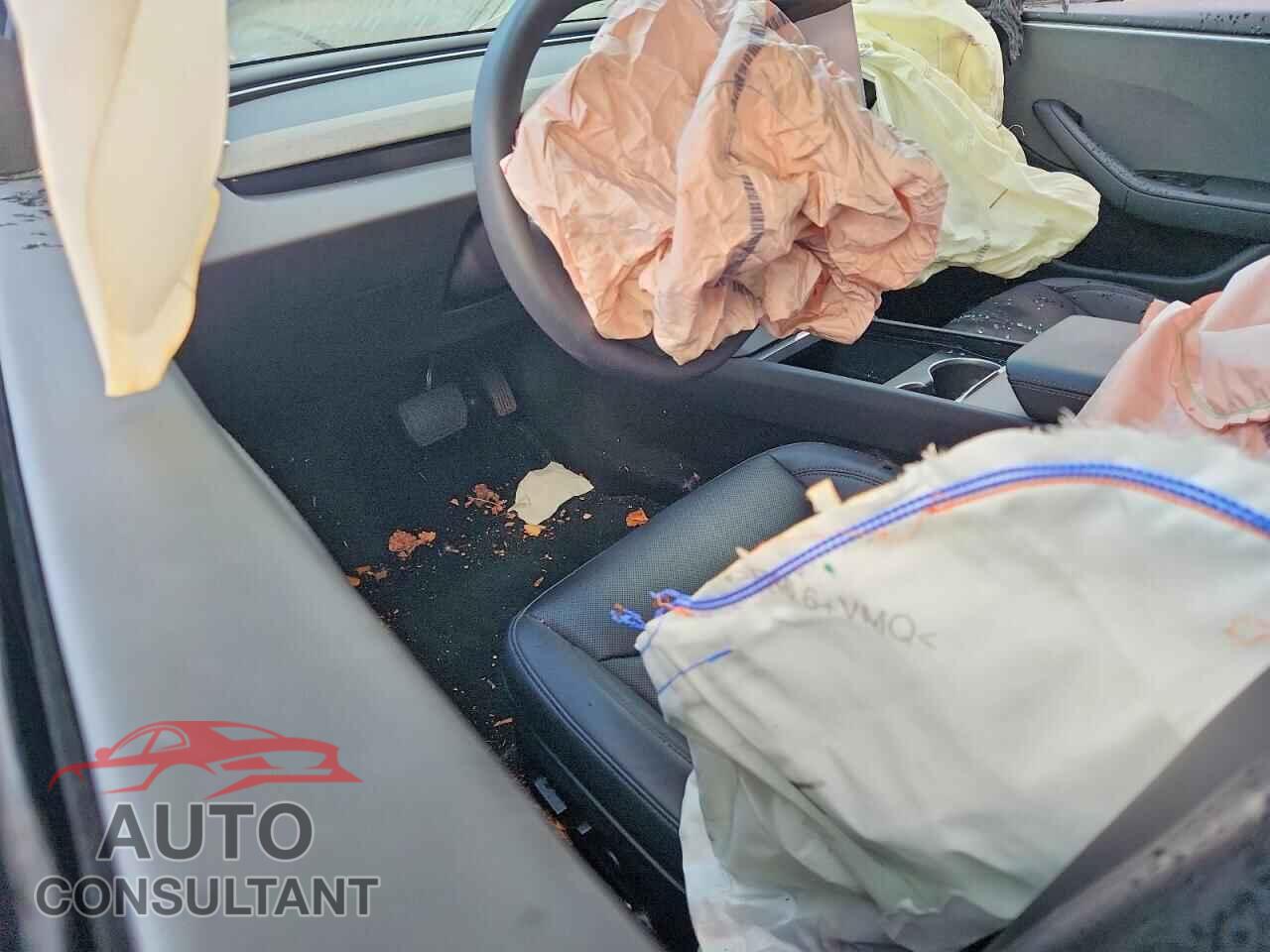 TESLA MODEL 3 2024 - 5YJ3E1EAXRF866583