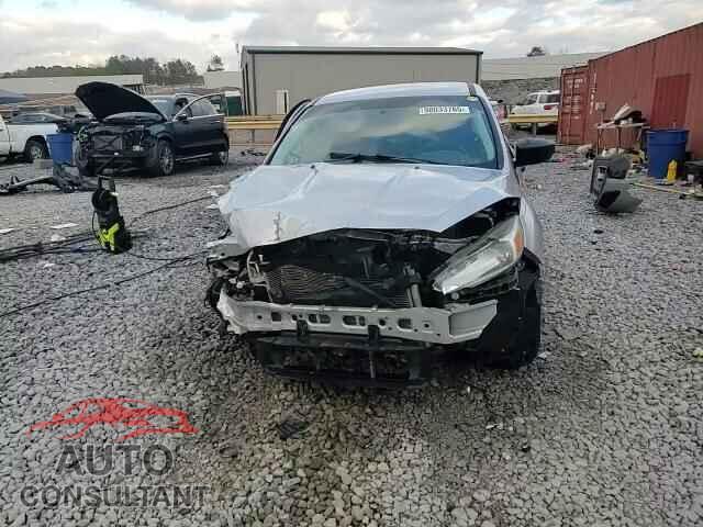 FORD FOCUS 2017 - 1FADP3E21HL244653