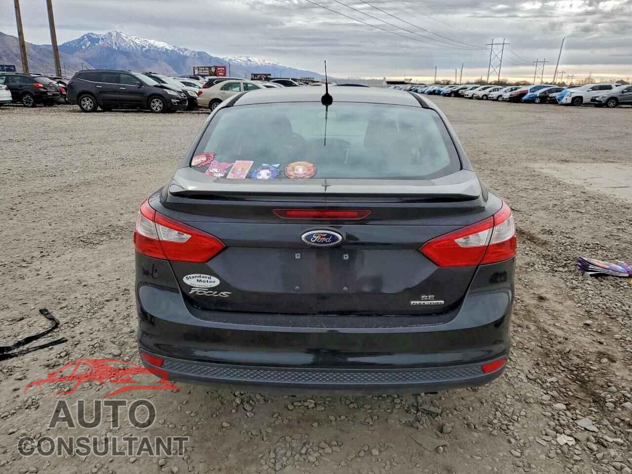 FORD FOCUS 2014 - 1FADP3F27EL275710