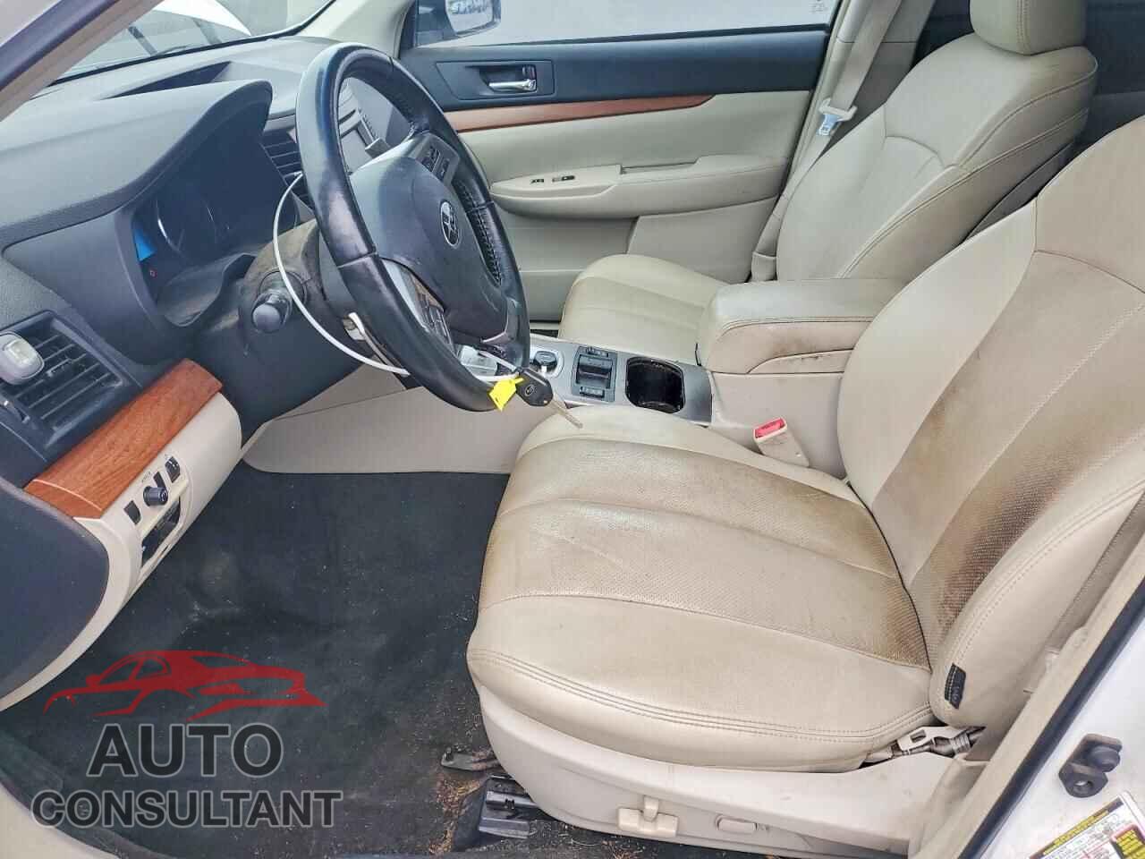 SUBARU OUTBACK 2013 - 4S4BRBKC4D3301775