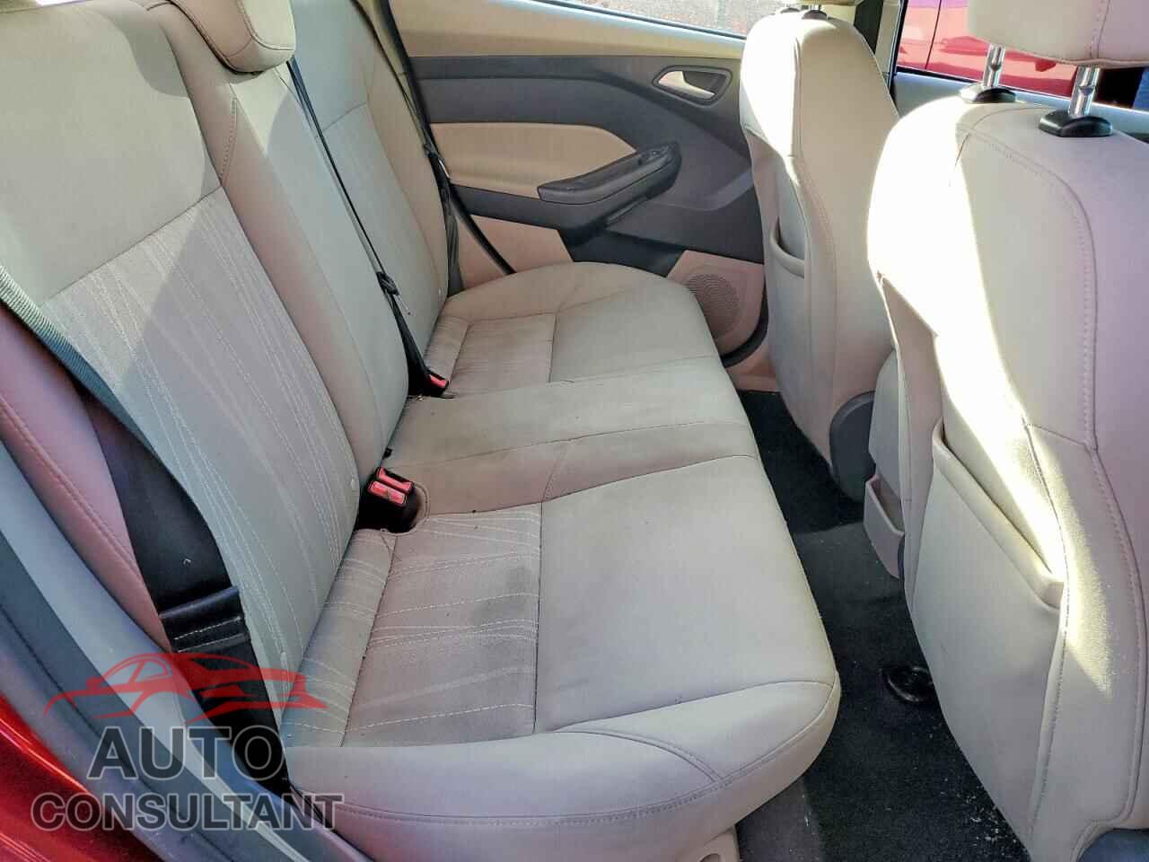FORD FOCUS 2015 - 1FADP3F23FL383498