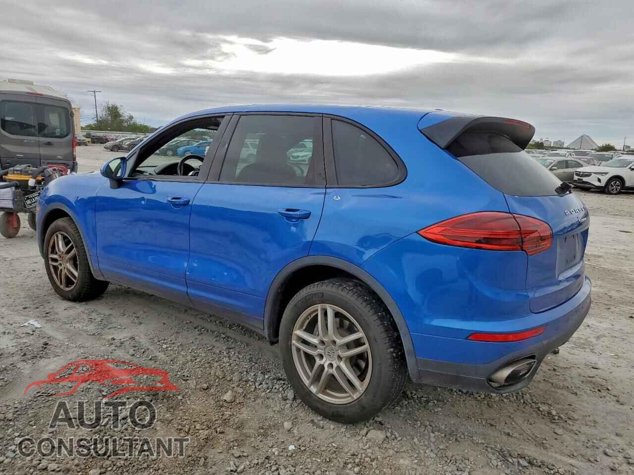 PORSCHE CAYENNE 2017 - WP1AA2A24HKA89826