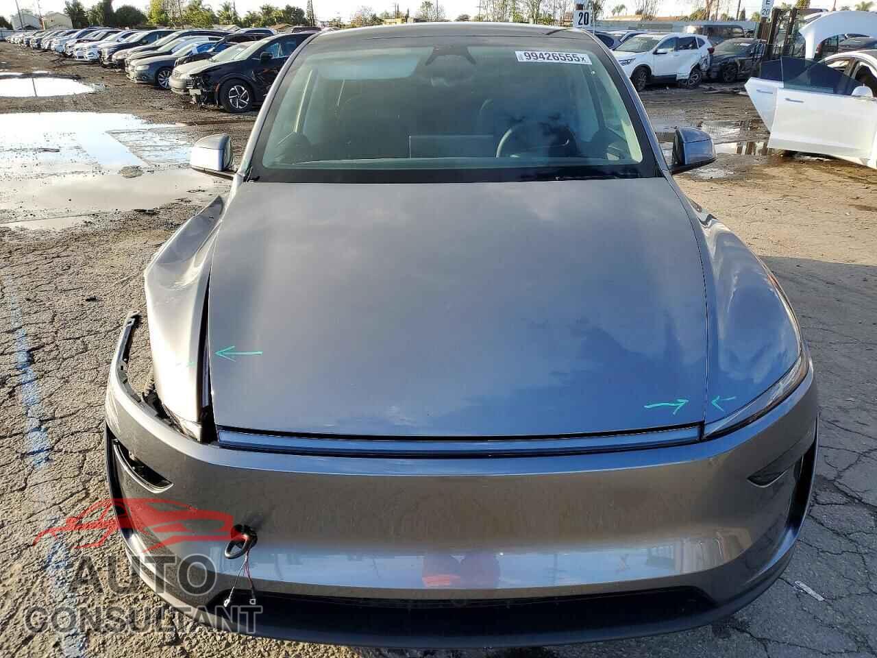 TESLA MODEL Y 2026 - 7SAYGDEE2TF438098