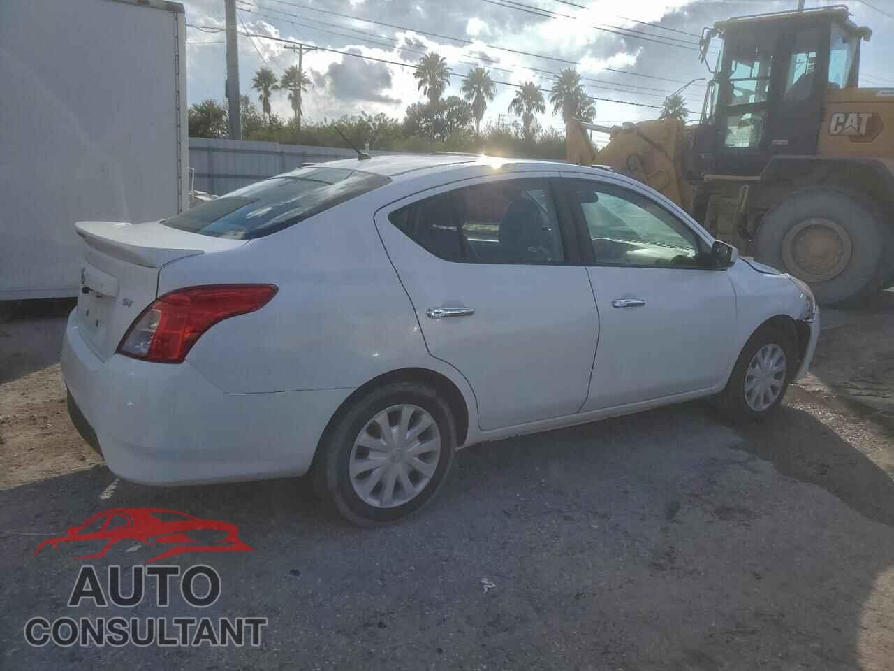 NISSAN VERSA 2017 - 3N1CN7AP1HL862969