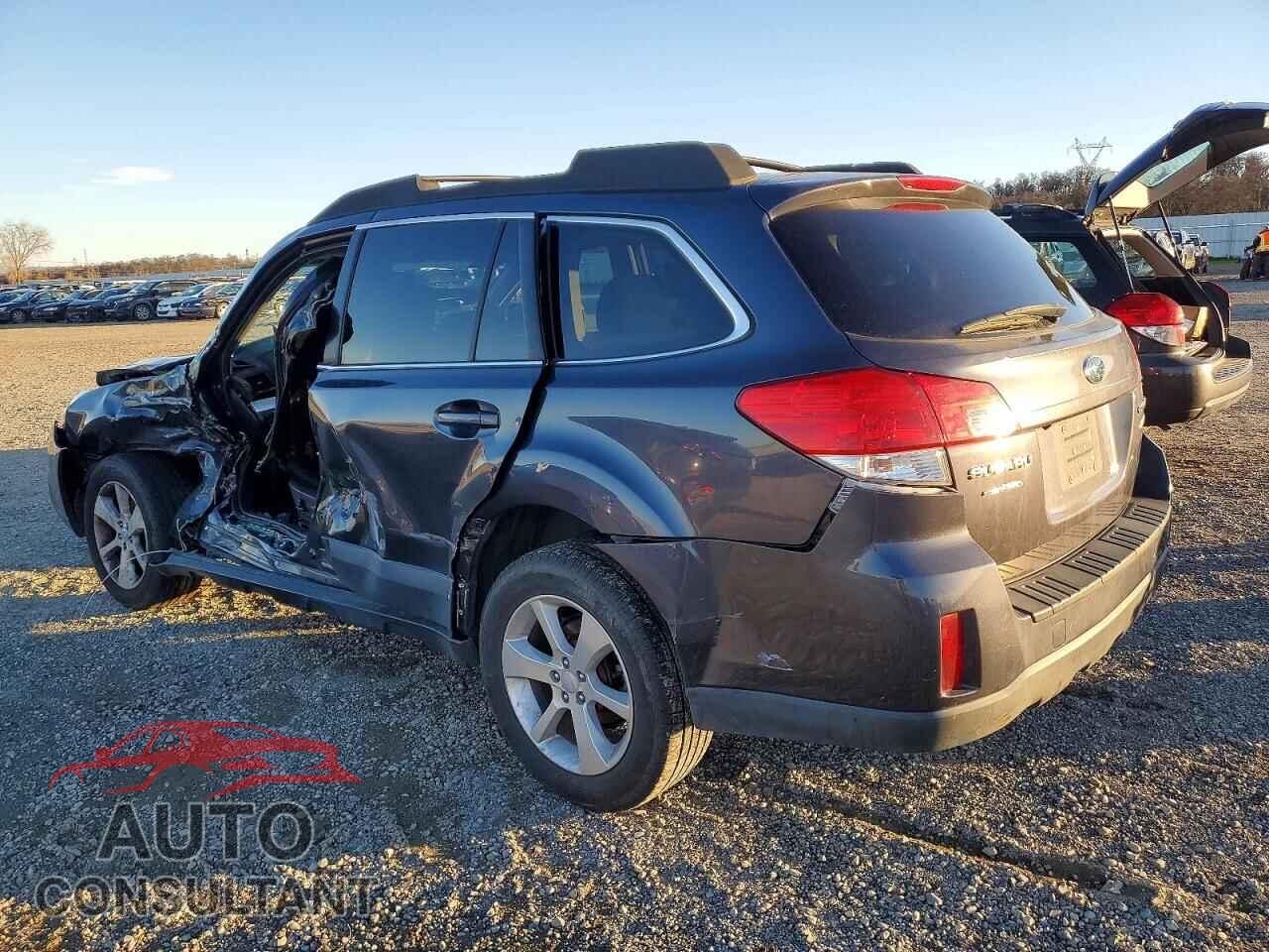 SUBARU OUTBACK 2013 - 4S4BRBGC9D3221557