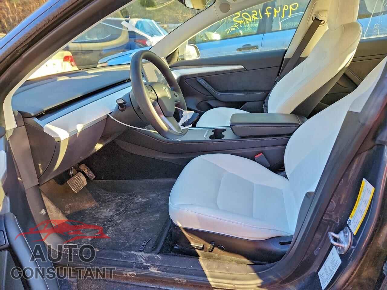TESLA MODEL 3 2022 - 5YJ3E1EB0NF340692