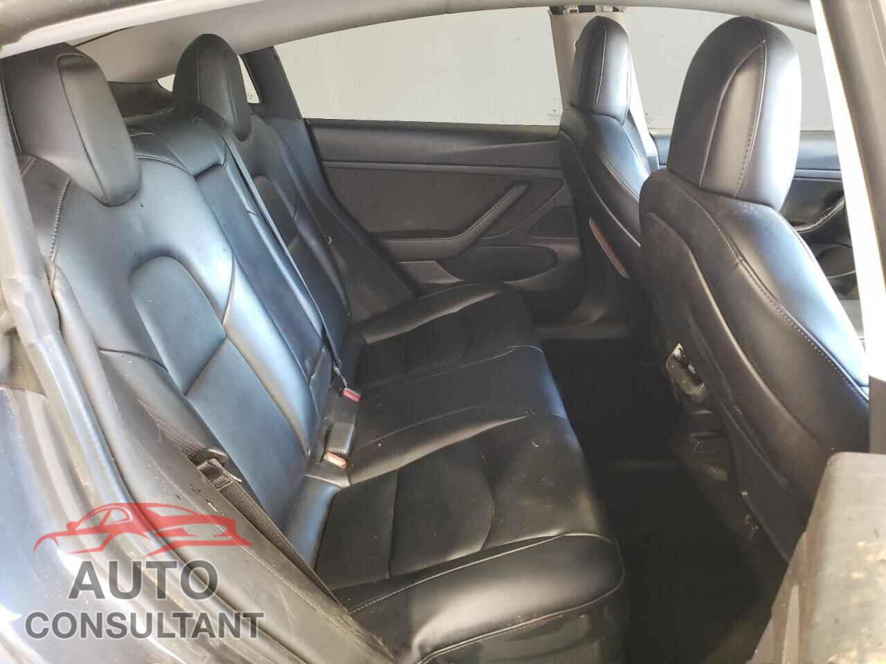 TESLA MODEL 3 2020 - 5YJ3E1EA1LF718961