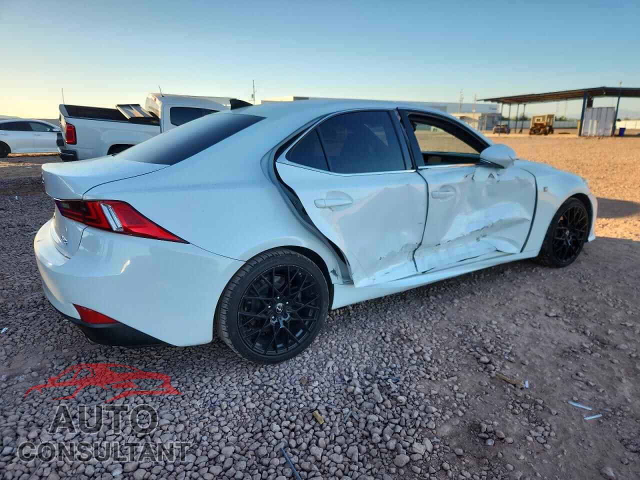 LEXUS IS 2014 - JTHBE1D25E5013203