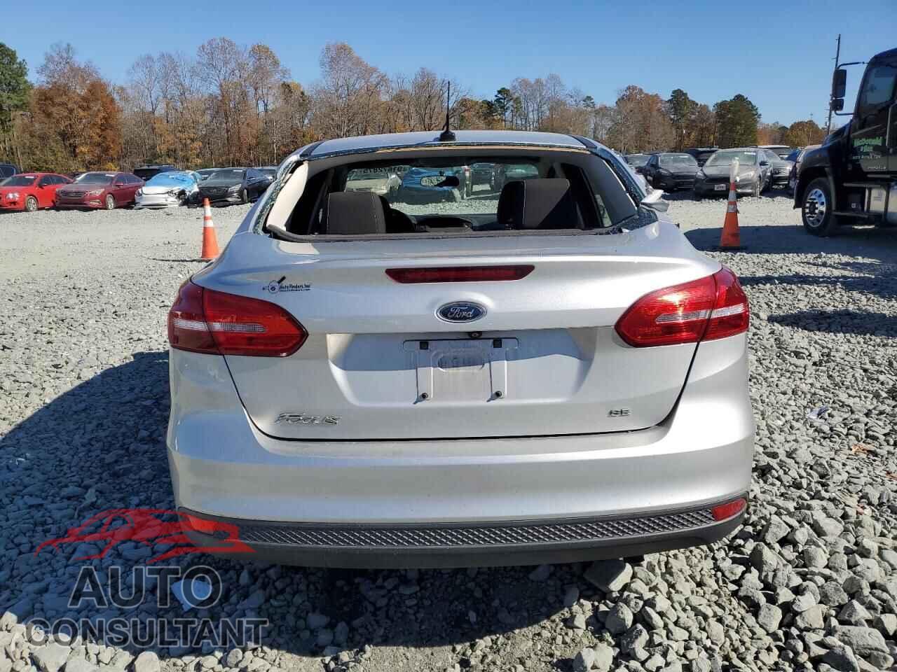 FORD FOCUS 2016 - 1FADP3F26GL312409