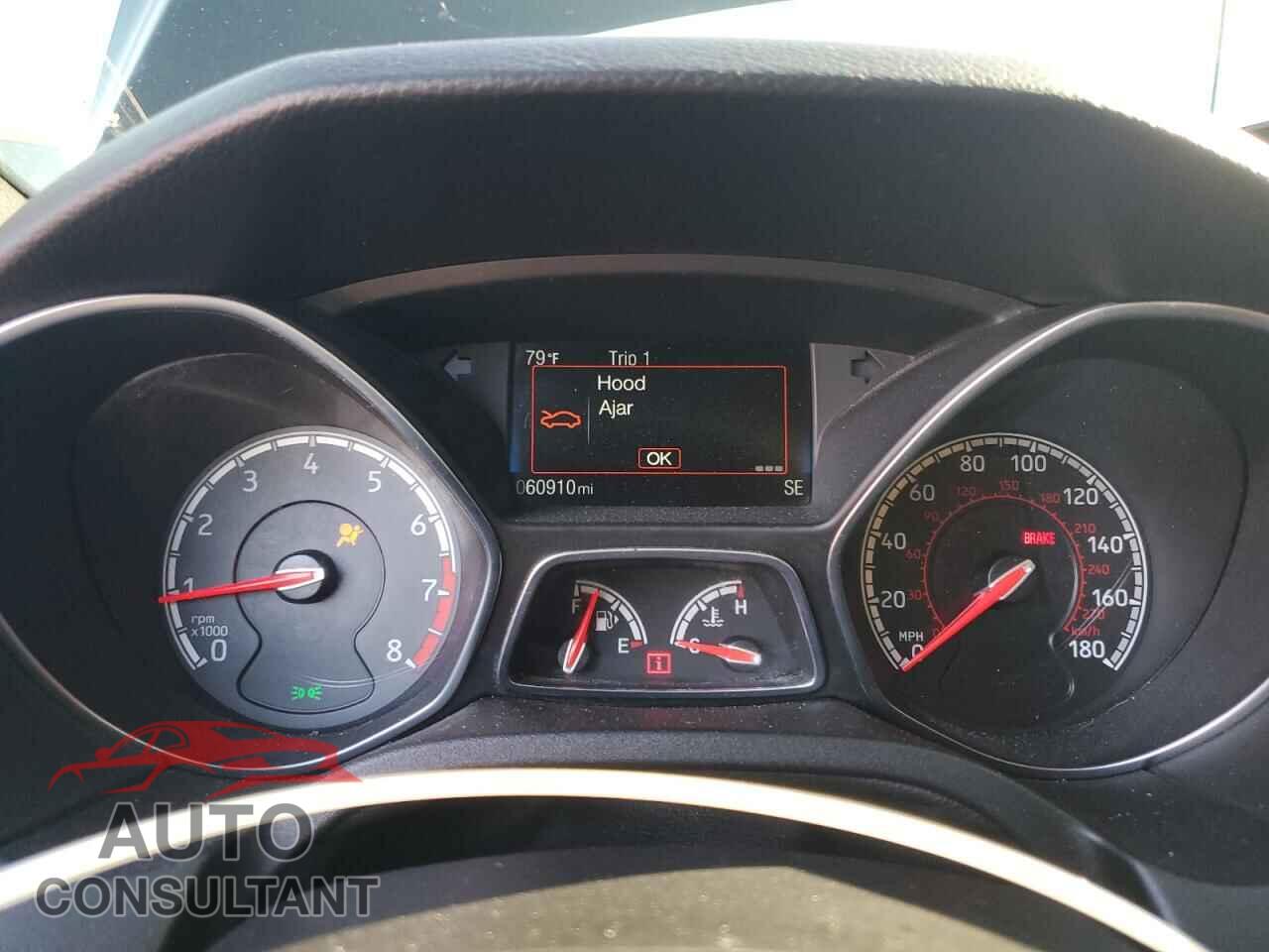 FORD FOCUS 2017 - 1FADP3L94HL306997