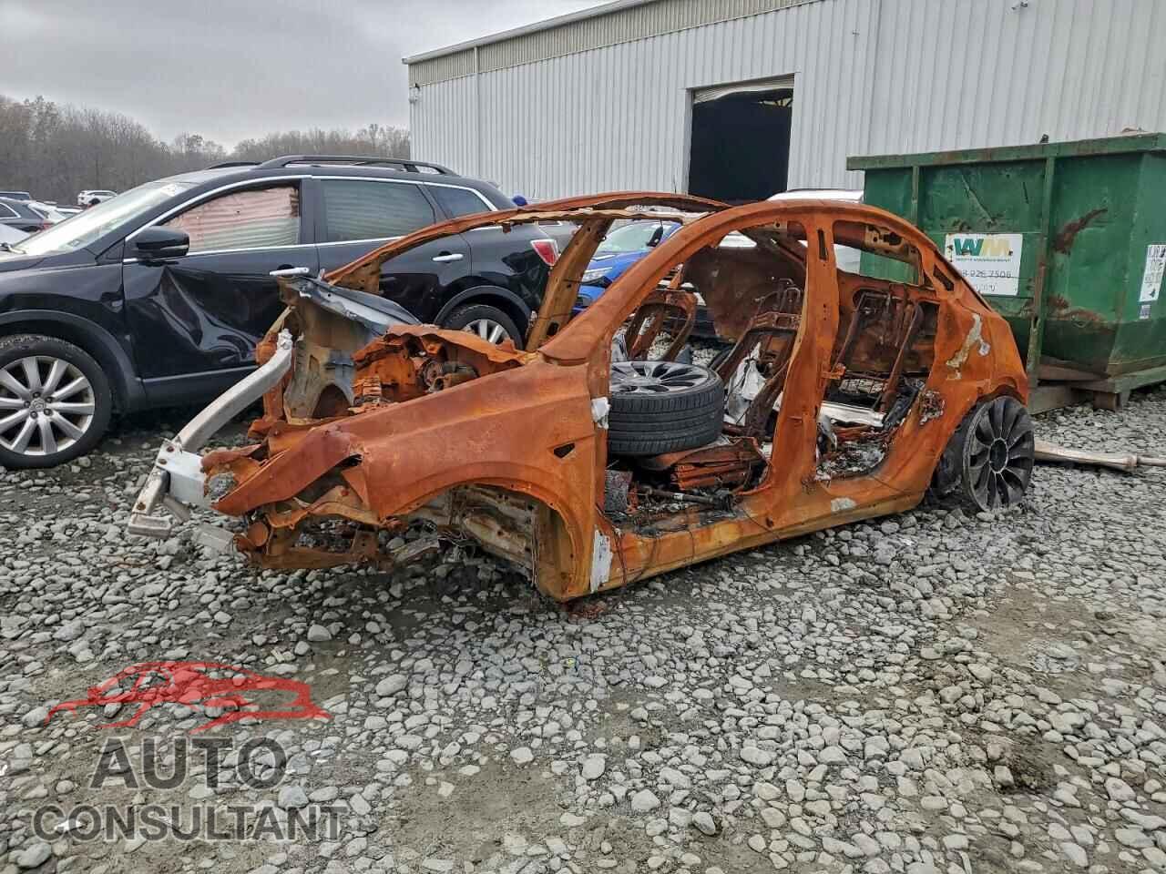 TESLA MODEL Y 2022 - 7SAYGDEF2NF337963