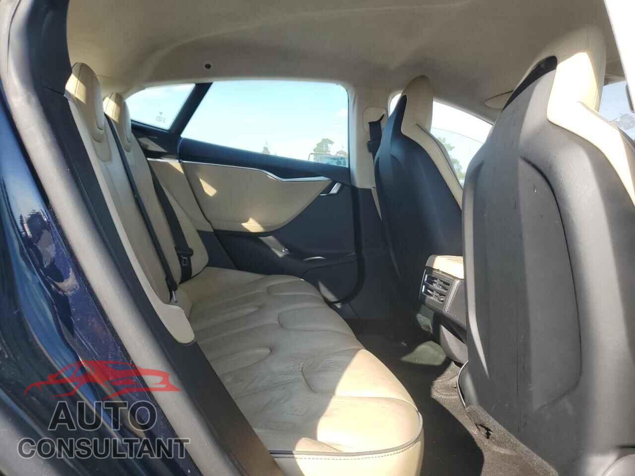 TESLA MODEL S 2013 - 5YJSA1DP2DFP14707