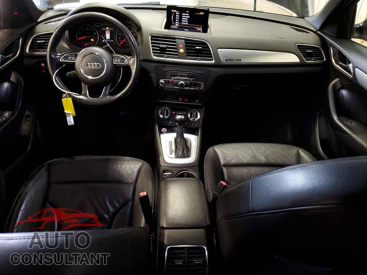 AUDI Q3 2015 - WA1EFCFS4FR012178