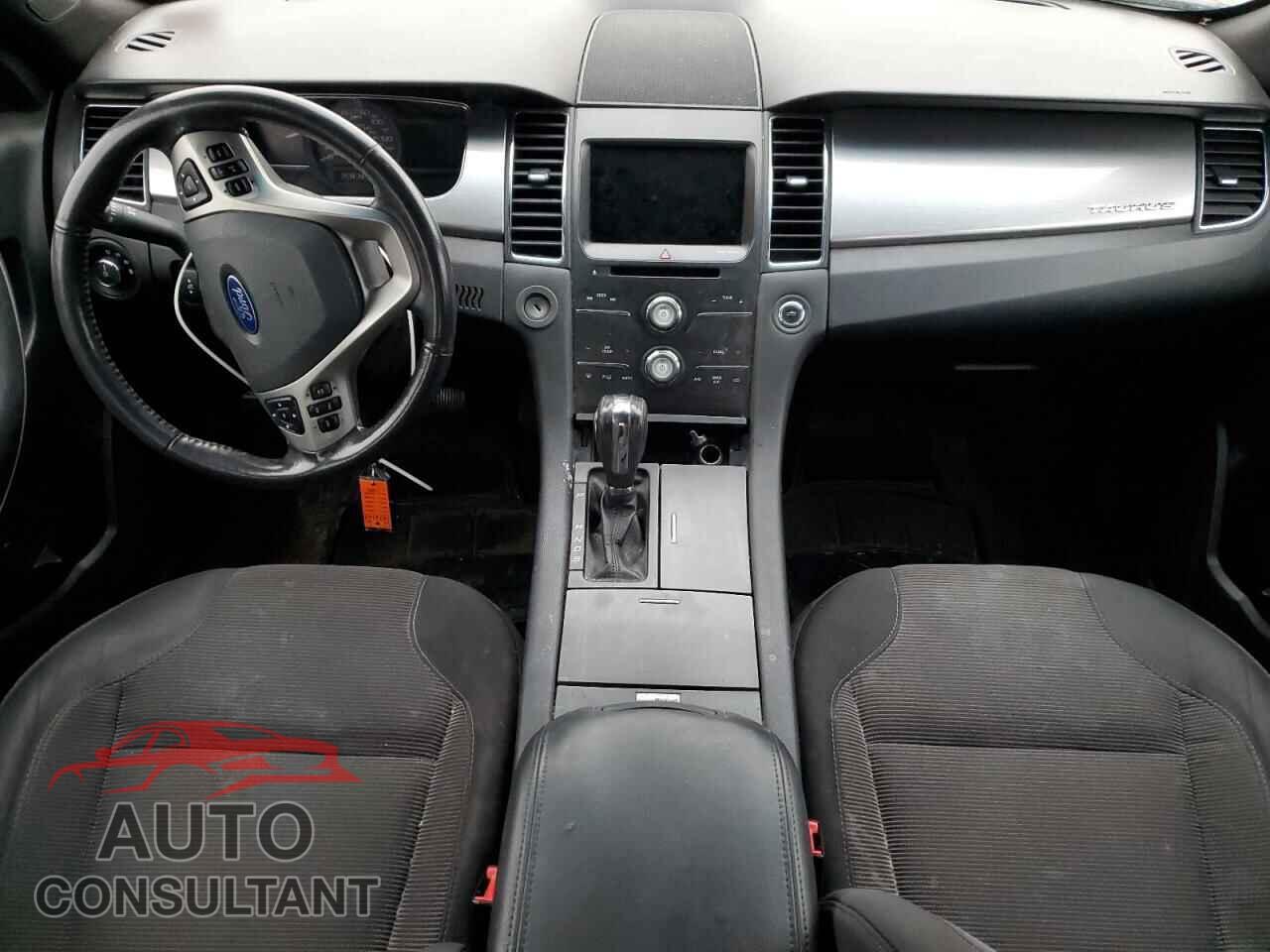 FORD TAURUS 2013 - 1FAHP2E86DG110952