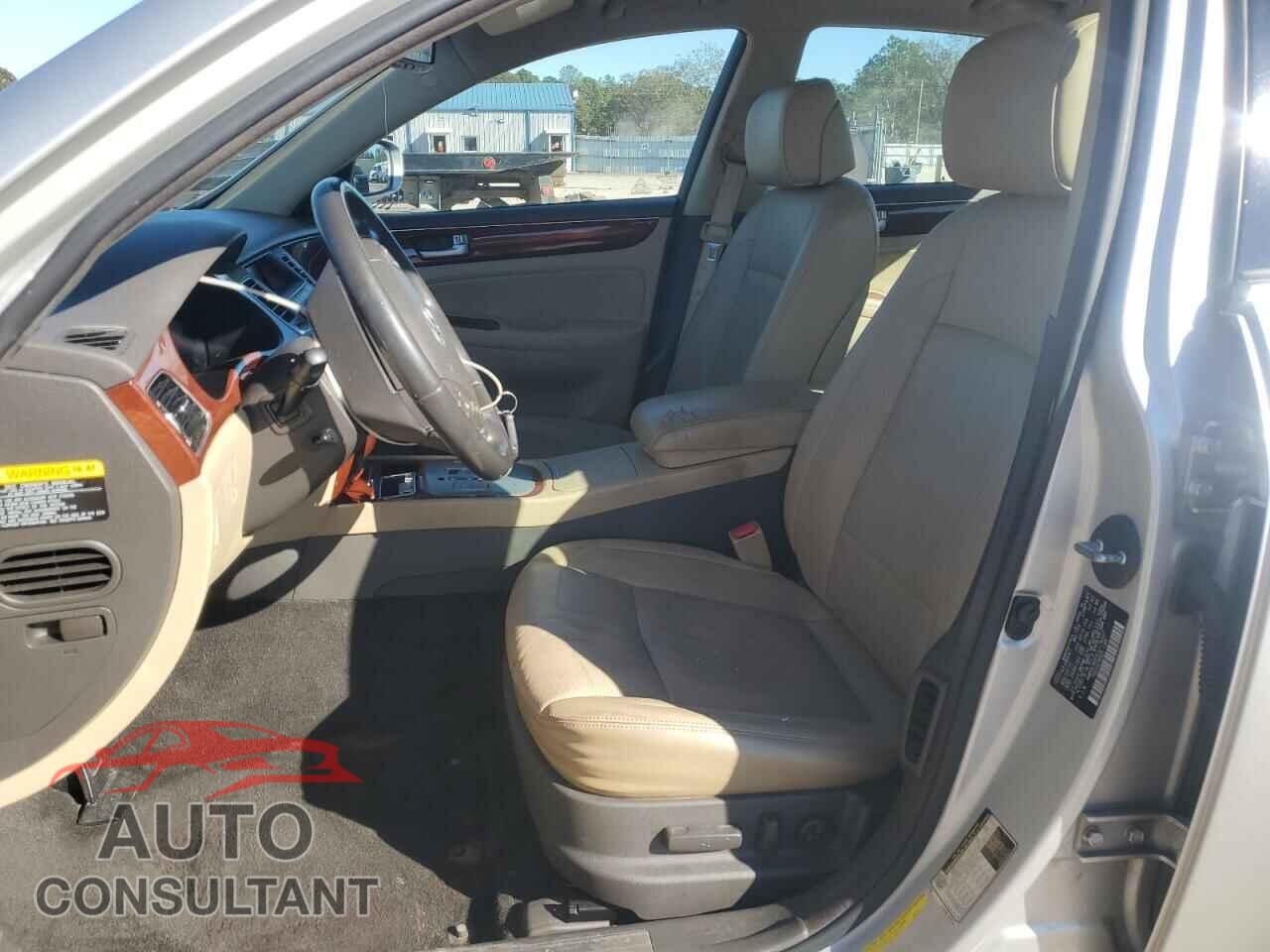 HYUNDAI GENESIS 2012 - KMHGC4DD4CU176357