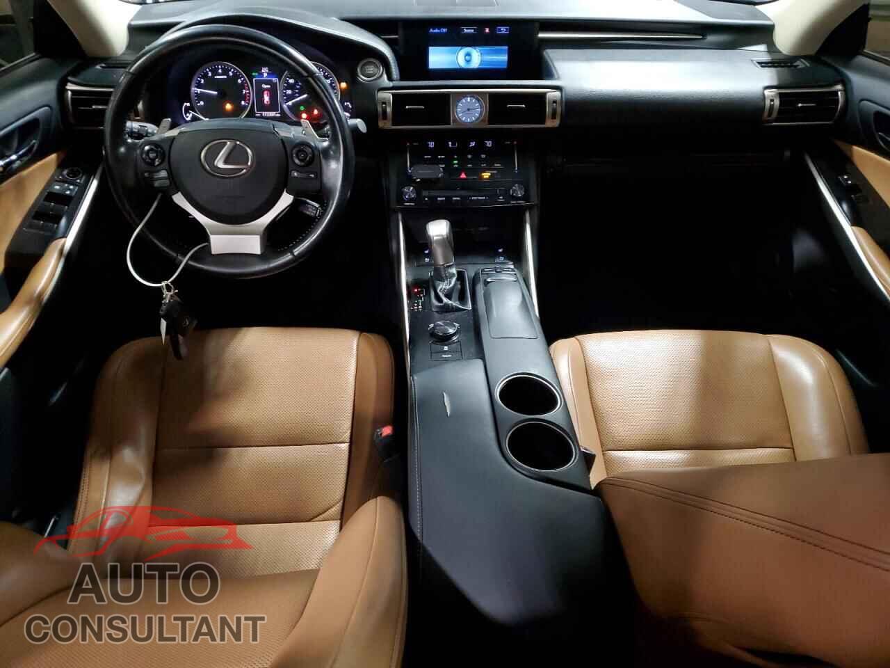 LEXUS IS 2014 - JTHCF1D22E5005108