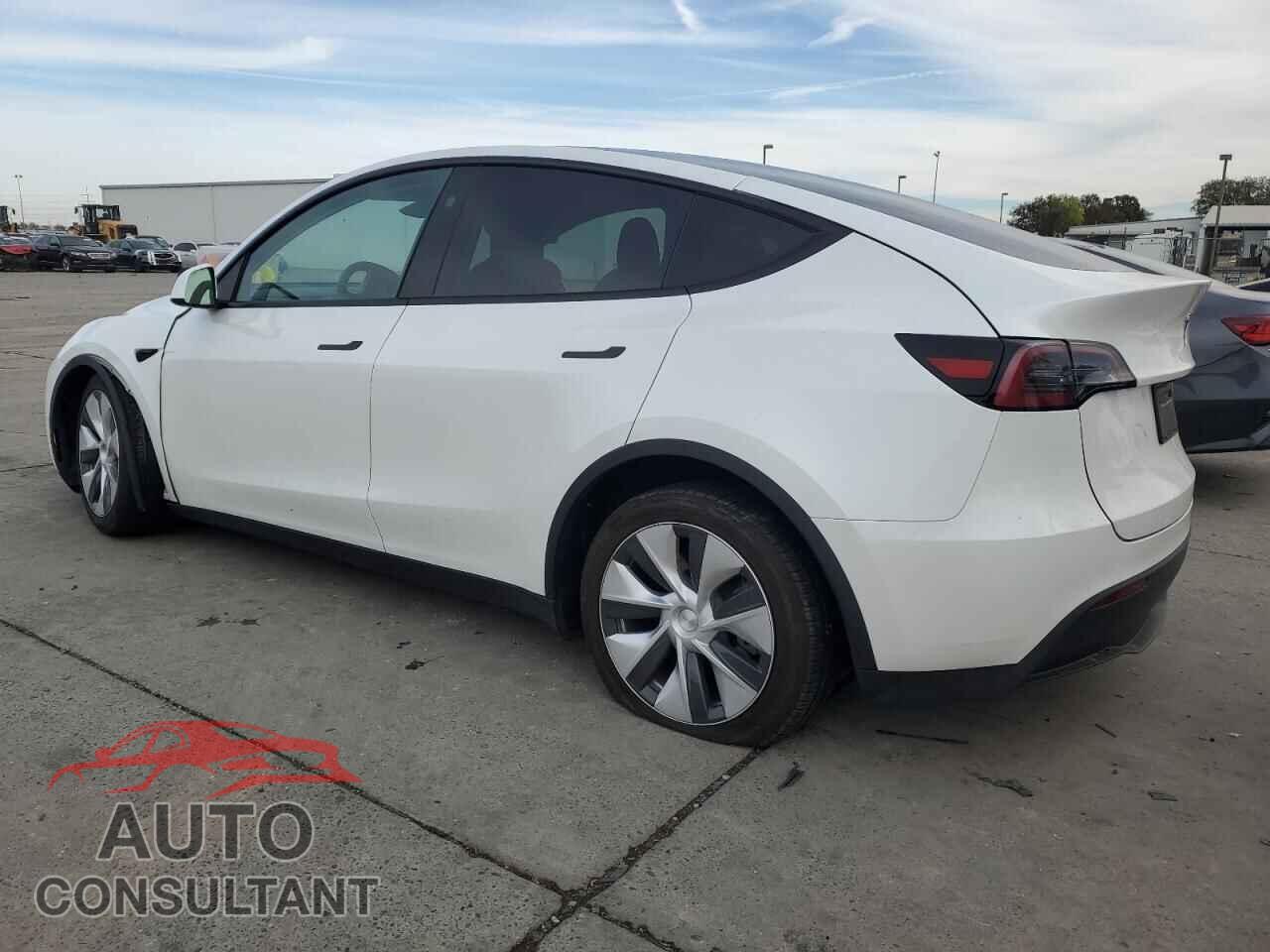 TESLA MODEL Y 2023 - 7SAYGDEEXPF816853