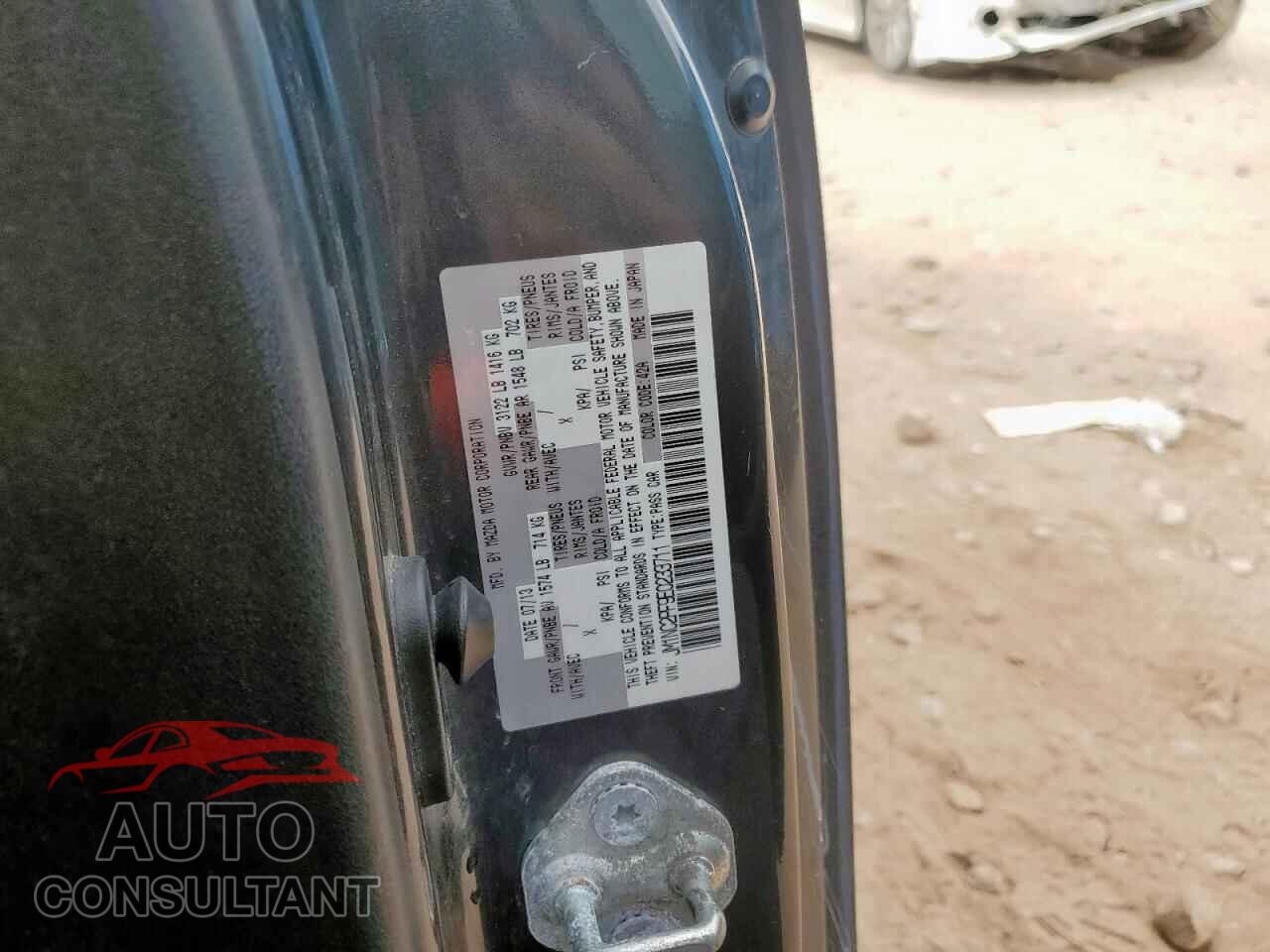 MAZDA MX5 2014 - JM1NC2PF9E0233711