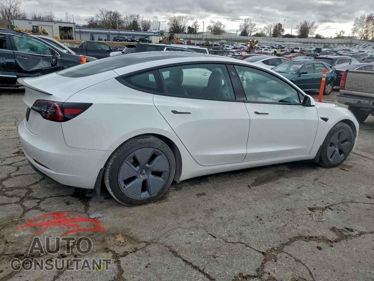 TESLA MODEL 3 2021 - 5YJ3E1EA4MF098219