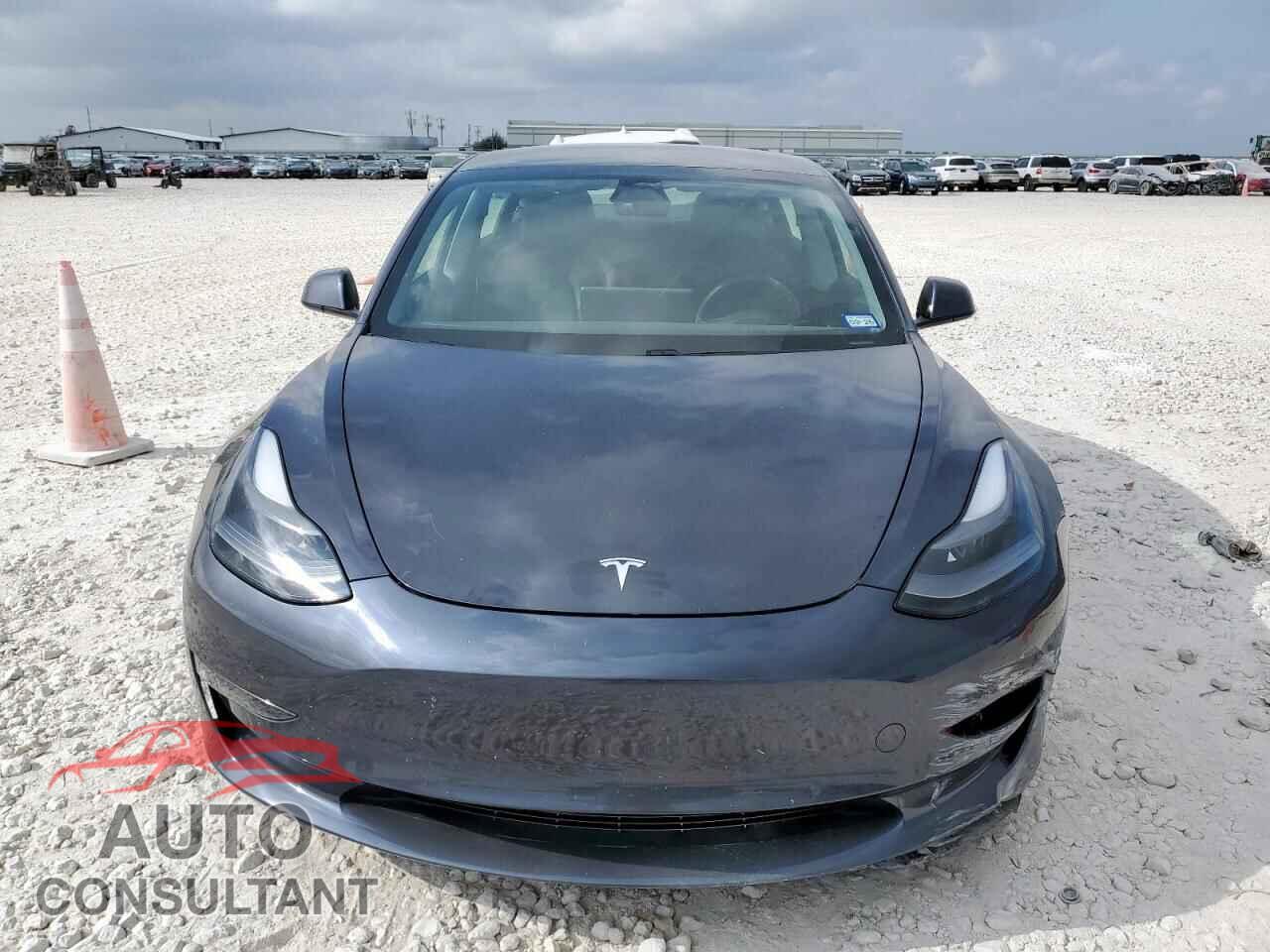 TESLA MODEL 3 2021 - 5YJ3E1EA8MF052134