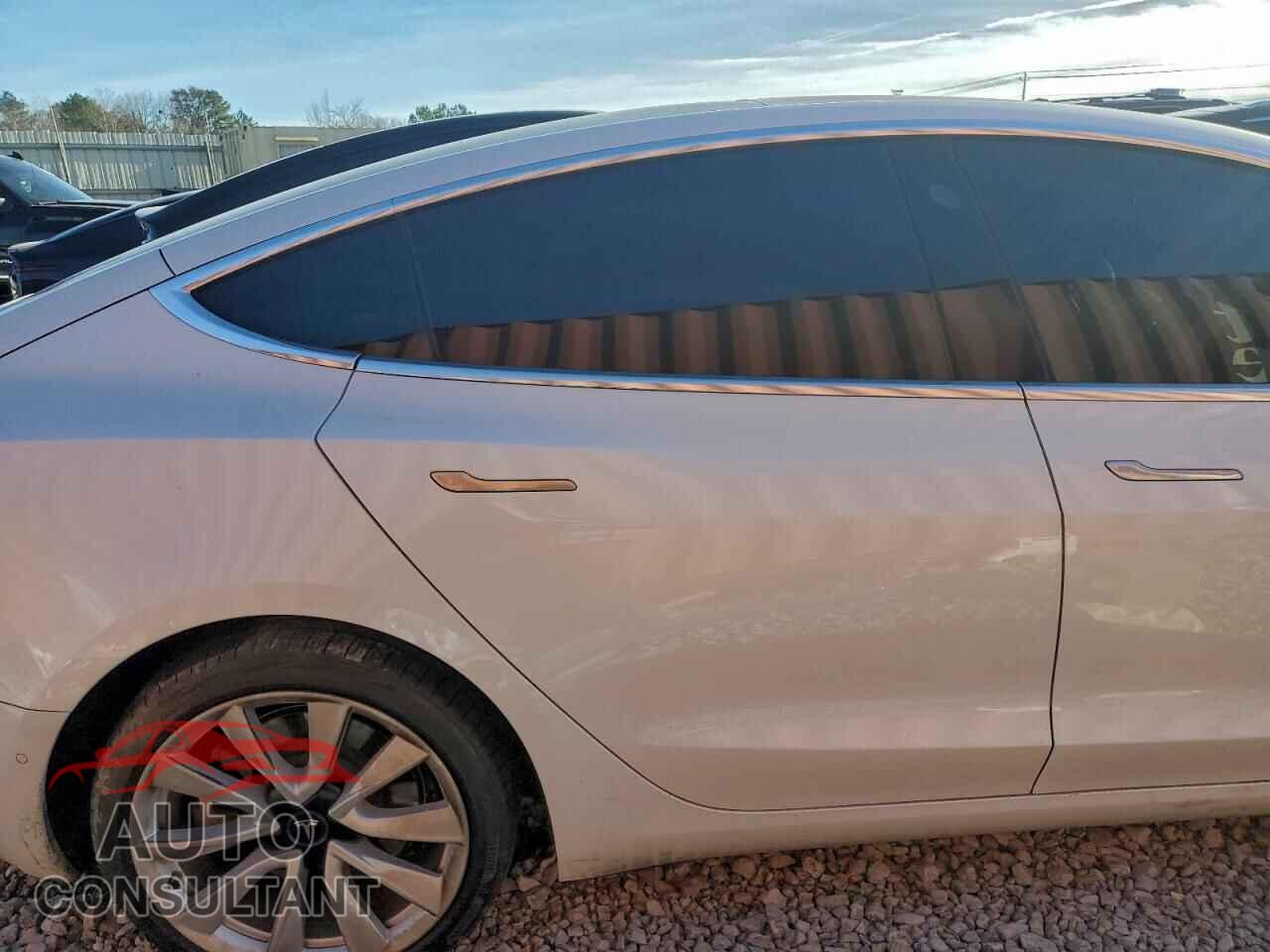 TESLA MODEL 3 2020 - 5YJ3E1EB8LF621121