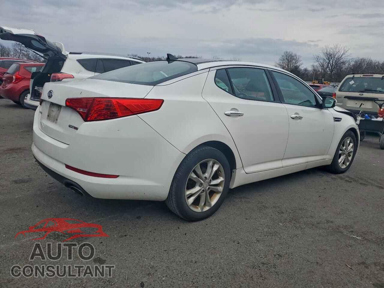 KIA OPTIMA 2012 - 5XXGN4A77CG010689