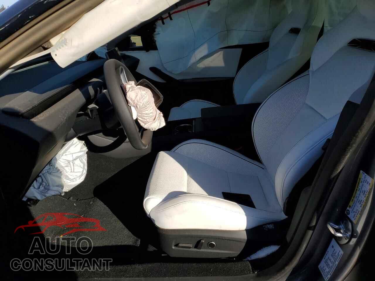 TESLA MODEL 3 2026 - 5YJ3E1ET0TF129191