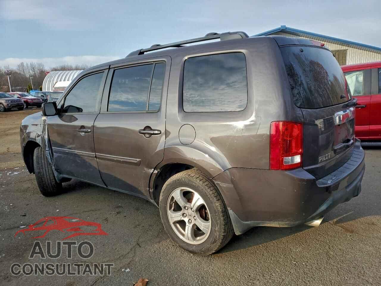 HONDA PILOT 2014 - 5FNYF4H5XEB010682