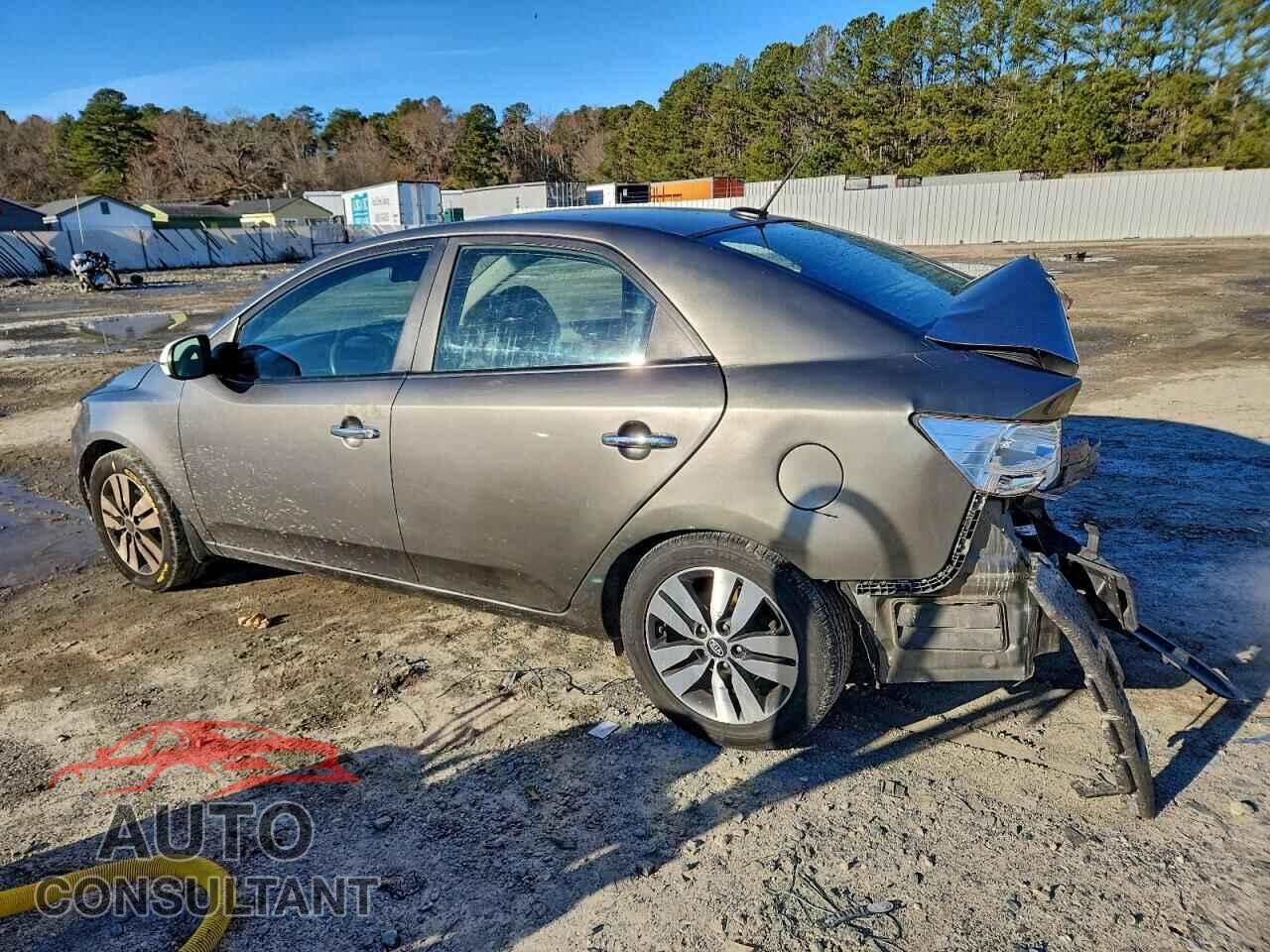 KIA FORTE 2013 - KNAFU4A23D5672808