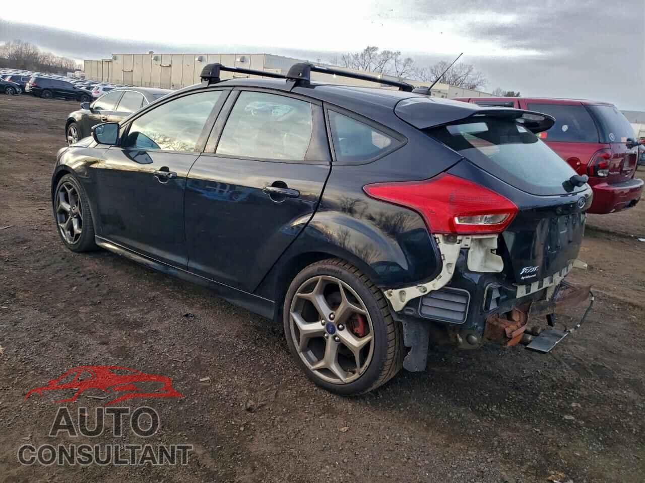 FORD FOCUS 2017 - 1FADP3L92HL311146