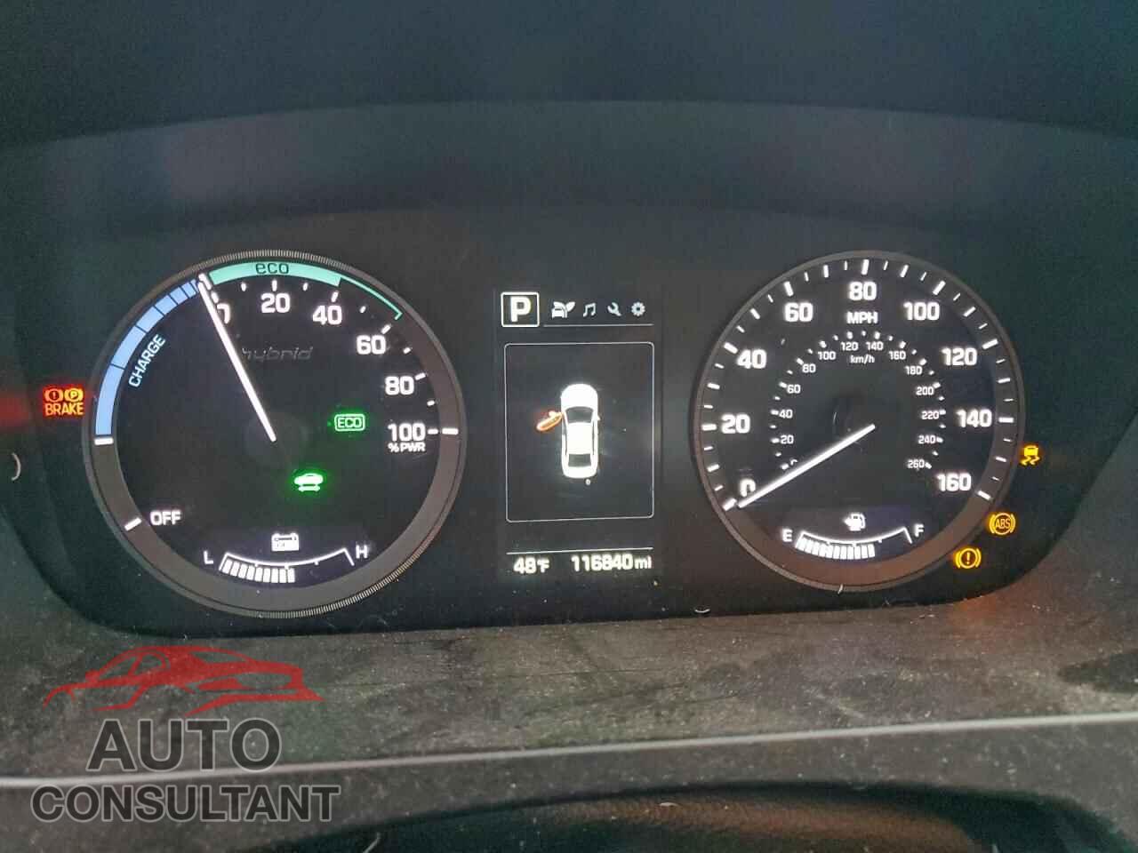 HYUNDAI SONATA 2017 - KMHE24L12HA046006