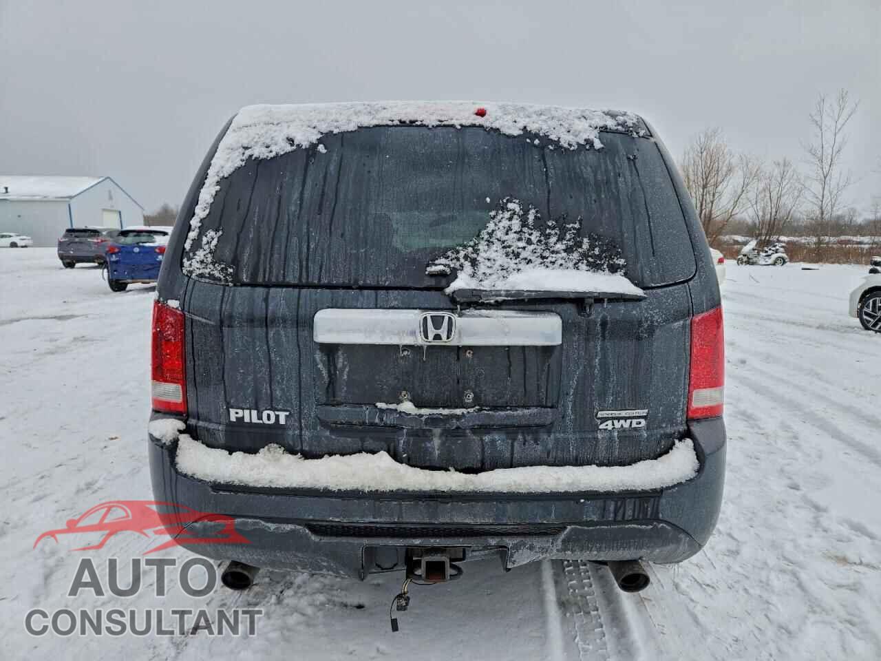 HONDA PILOT 2015 - 5FNYF4H33FB026240