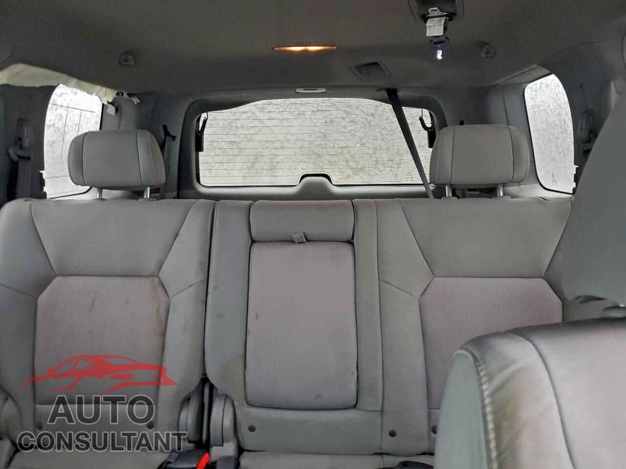 HONDA PILOT 2009 - 5FNYF48449B008553