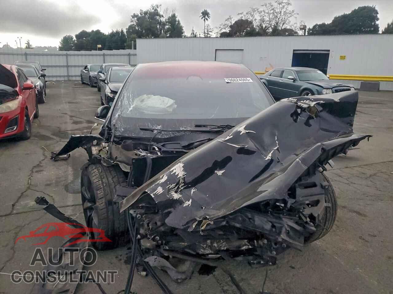 TESLA MODEL X 2018 - 5YJXCAE2XJF141831
