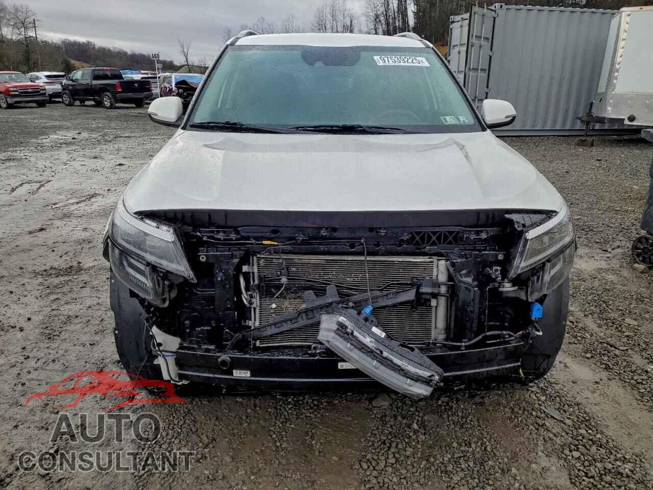 KIA SELTOS 2024 - KNDETCA75R7593644