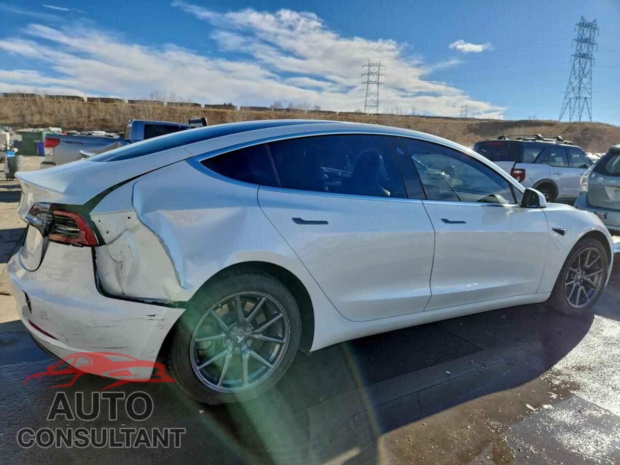 TESLA MODEL 3 2020 - 5YJ3E1EB1LF636527